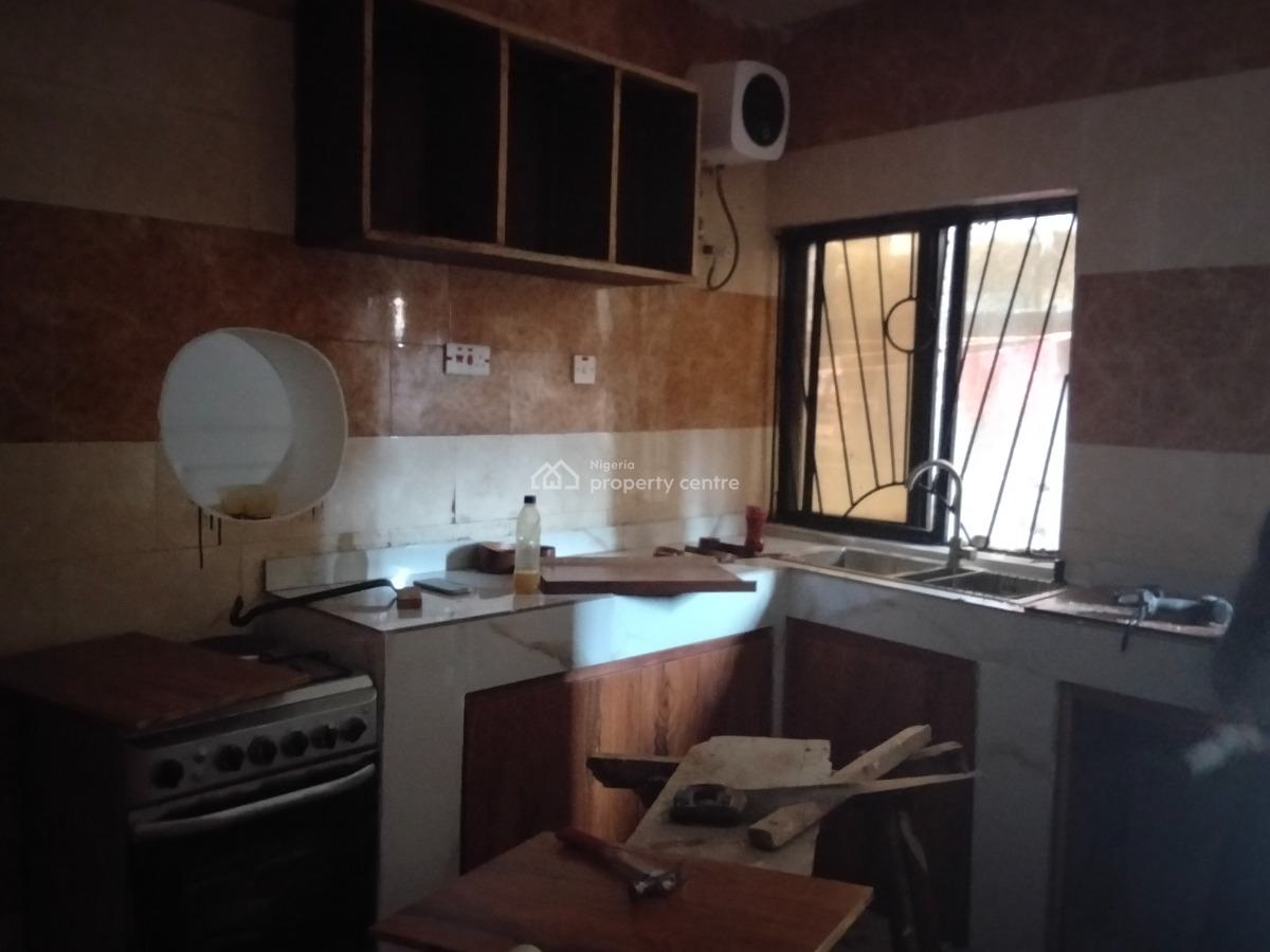 3 Bedroom Flat, Canal Estate, Okota, Isolo, Lagos, Flat / Apartment for Rent