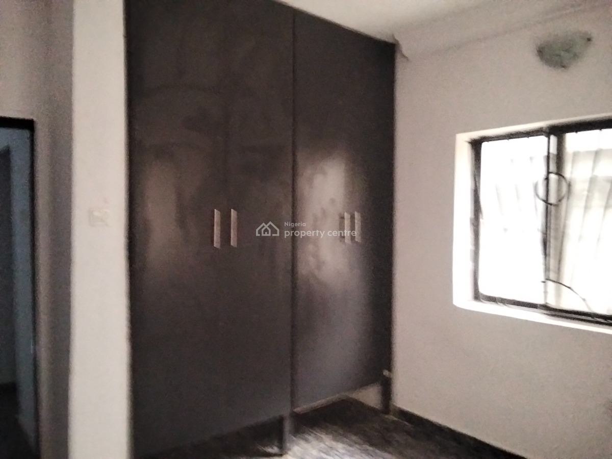 3 Bedroom Flat, Canal Estate, Okota, Isolo, Lagos, Flat / Apartment for Rent