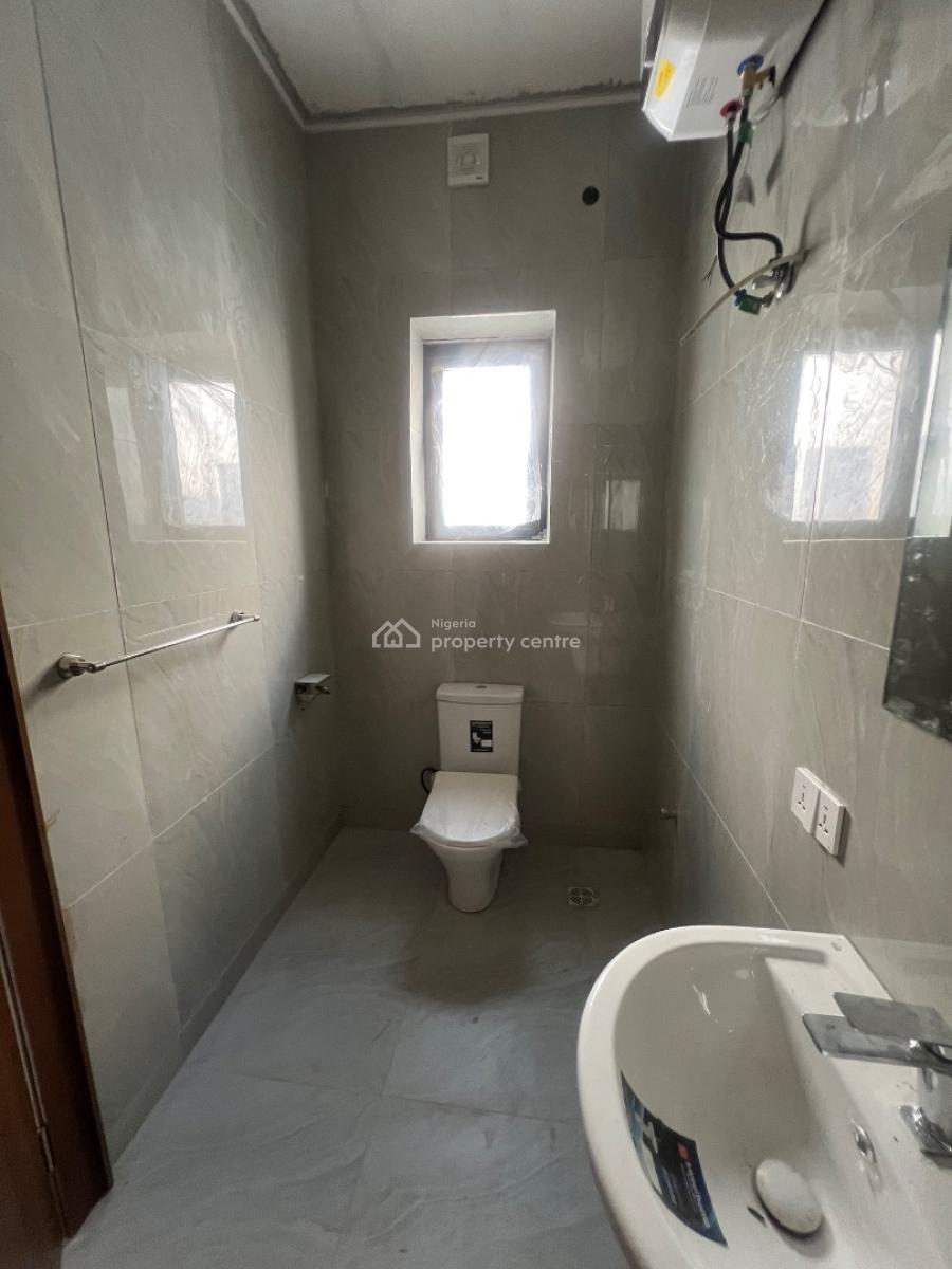 Well Built 4bedroom Semi Detached House Now Available, Lekki Phase 1, Lekki, Lagos, Semi-detached Duplex for Sale