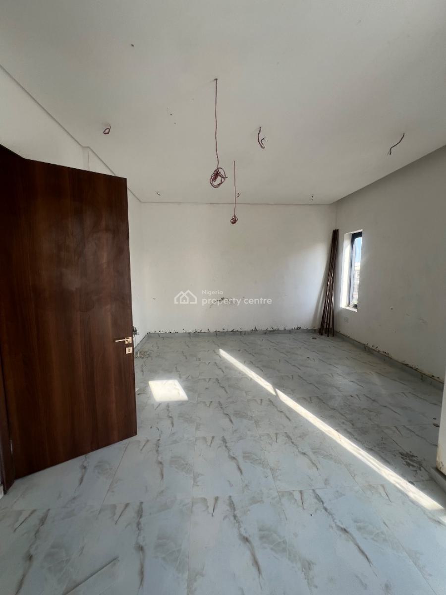 Well Built 4bedroom Semi Detached House Now Available, Lekki Phase 1, Lekki, Lagos, Semi-detached Duplex for Sale