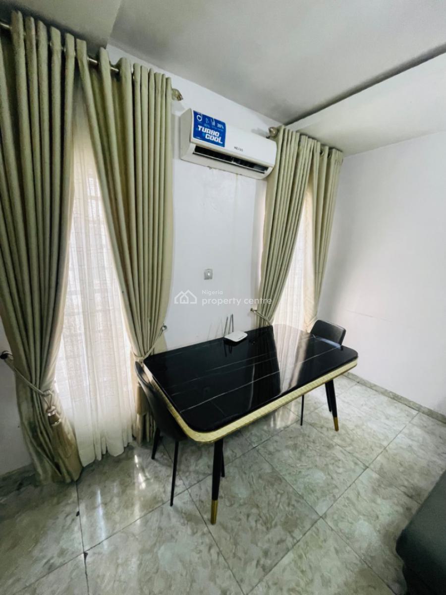 Luxury Furnished  2 Bedroom  Apartment with Pool, Gym & 24/7hrs Power, Chevron, Lekki, Lagos, Flat / Apartment Short Let