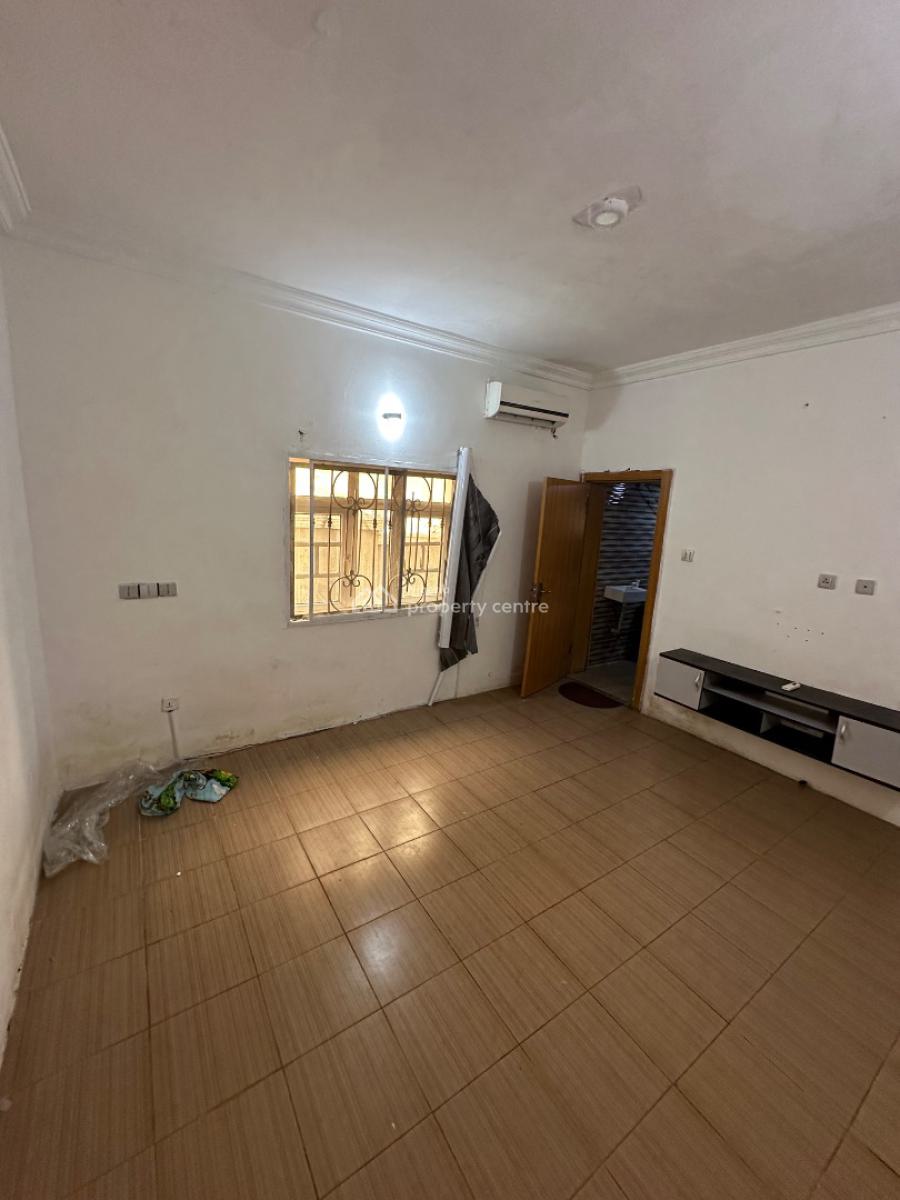 a Standard Room Self Contain Apartment with Shared Kitchen, Ipent 7 Estate Opposite Mab Global Estate Gwarinpa Extension, Gwarinpa, Abuja, Self Contain (single Rooms) for Rent