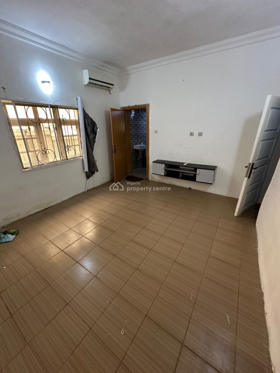 a Standard Room Self Contain Apartment with Shared Kitchen, Ipent 7 Estate Opposite Mab Global Estate Gwarinpa Extension, Gwarinpa, Abuja, Self Contain (single Rooms) for Rent