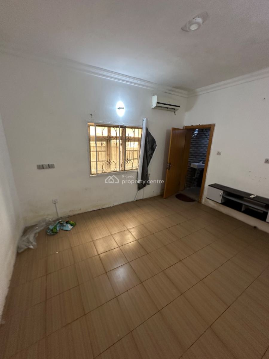 a Standard Room Self Contain Apartment with Shared Kitchen, Ipent 7 Estate Opposite Mab Global Estate Gwarinpa Extension, Gwarinpa, Abuja, Self Contain (single Rooms) for Rent
