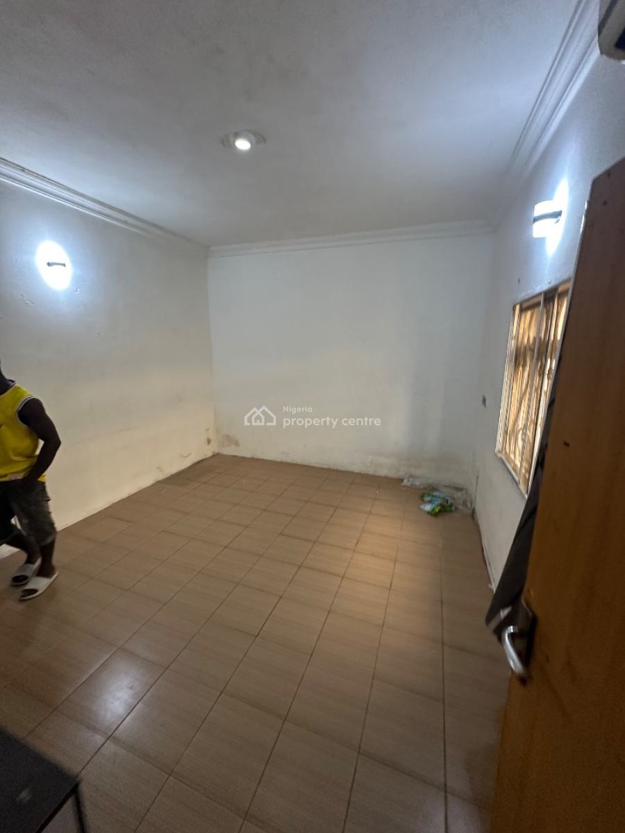 a Standard Room Self Contain Apartment with Shared Kitchen, Ipent 7 Estate Opposite Mab Global Estate Gwarinpa Extension, Gwarinpa, Abuja, Self Contain (single Rooms) for Rent