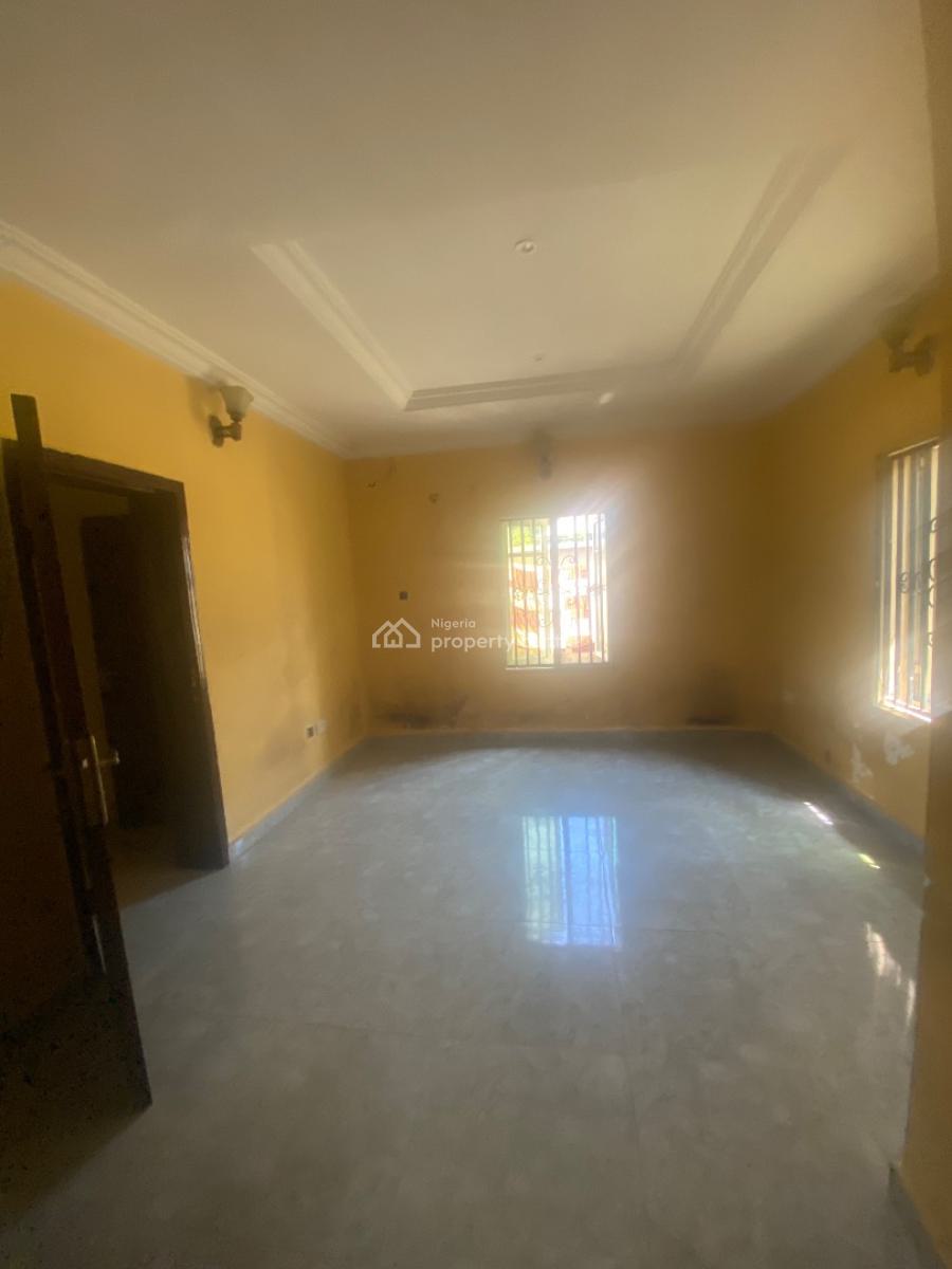 Spacious 2 Bedroom with Constant Light, Lekki Scheme 2, Ajah, Lagos, Flat / Apartment for Rent
