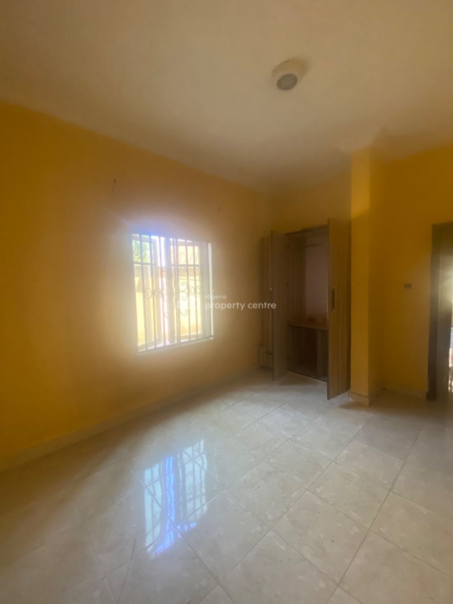 Spacious 2 Bedroom with Constant Light, Lekki Scheme 2, Ajah, Lagos, Flat / Apartment for Rent