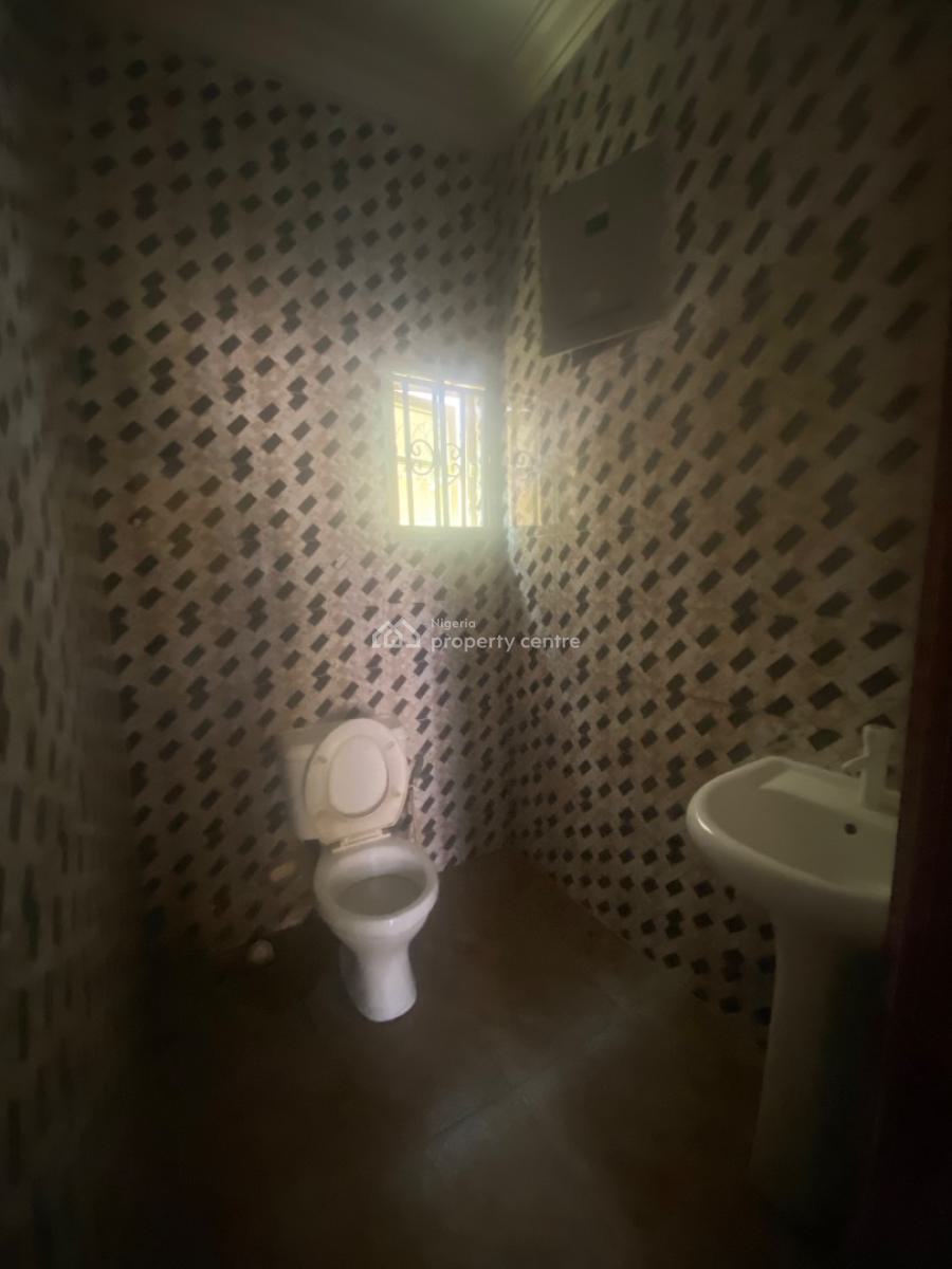 Spacious 2 Bedroom with Constant Light, Lekki Scheme 2, Ajah, Lagos, Flat / Apartment for Rent