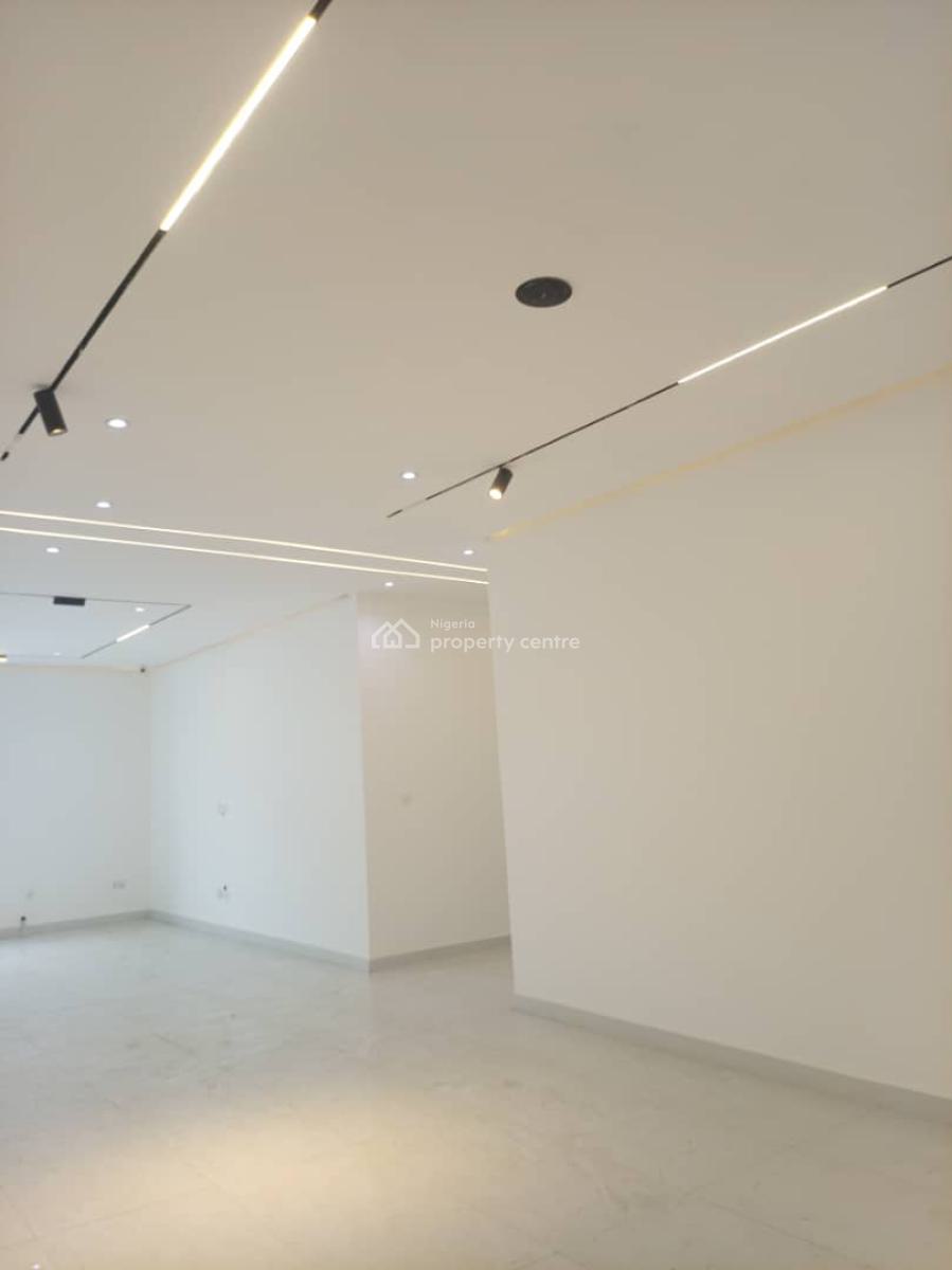 4 Bedroom Penthouse with Bq + Escalator + Gym + Swimming Pool and Play, Rhs, Ikate, Lekki, Lagos, Flat / Apartment for Sale