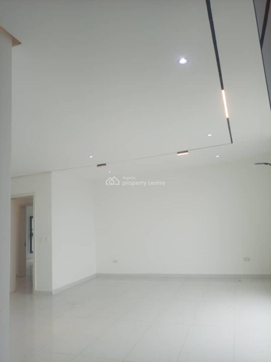 4 Bedroom Penthouse with Bq + Escalator + Gym + Swimming Pool and Play, Rhs, Ikate, Lekki, Lagos, Flat / Apartment for Sale