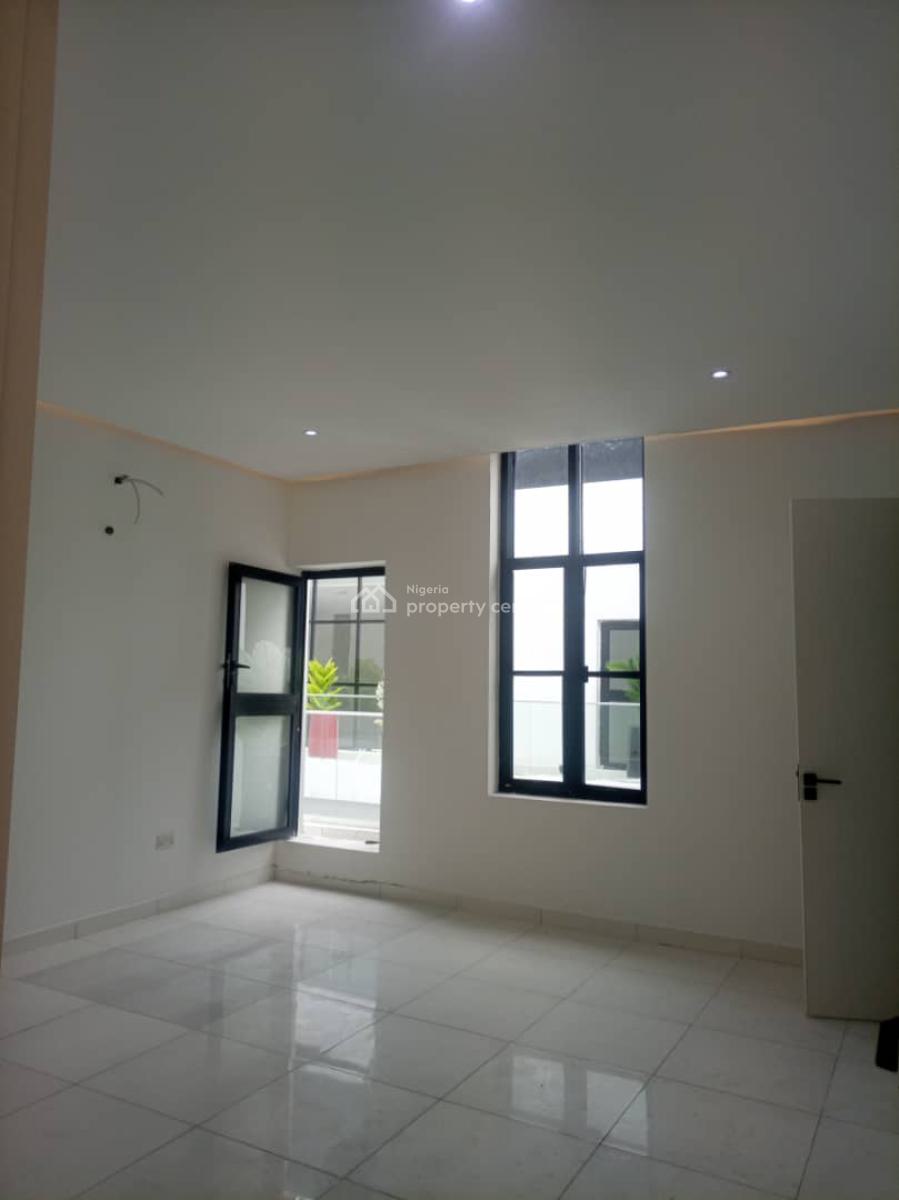 4 Bedroom Penthouse with Bq + Escalator + Gym + Swimming Pool and Play, Rhs, Ikate, Lekki, Lagos, Flat / Apartment for Sale