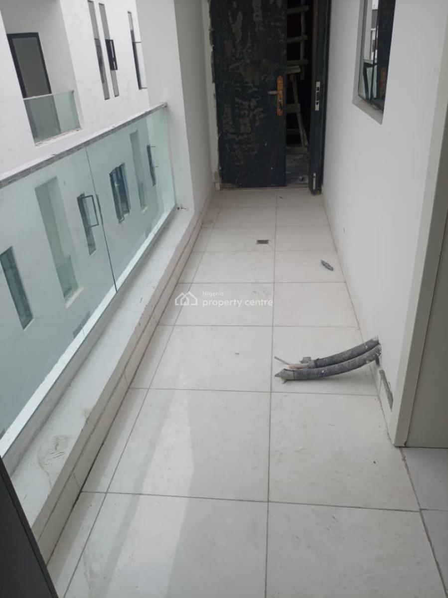 4 Bedroom Penthouse with Bq + Escalator + Gym + Swimming Pool and Play, Rhs, Ikate, Lekki, Lagos, Flat / Apartment for Sale