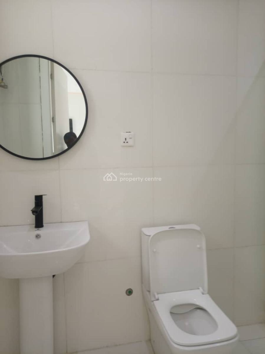 4 Bedroom Penthouse with Bq + Escalator + Gym + Swimming Pool and Play, Rhs, Ikate, Lekki, Lagos, Flat / Apartment for Sale