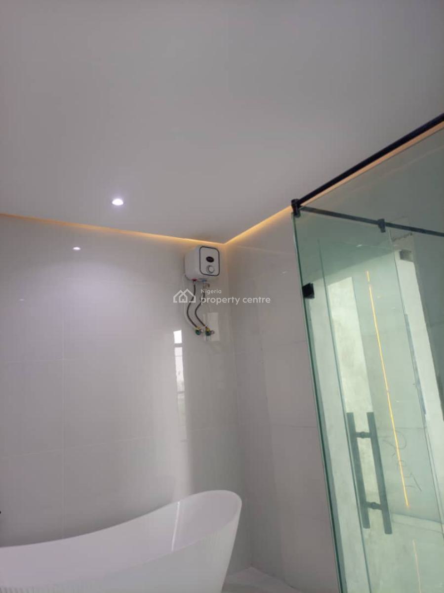 4 Bedroom Penthouse with Bq + Escalator + Gym + Swimming Pool and Play, Rhs, Ikate, Lekki, Lagos, Flat / Apartment for Sale