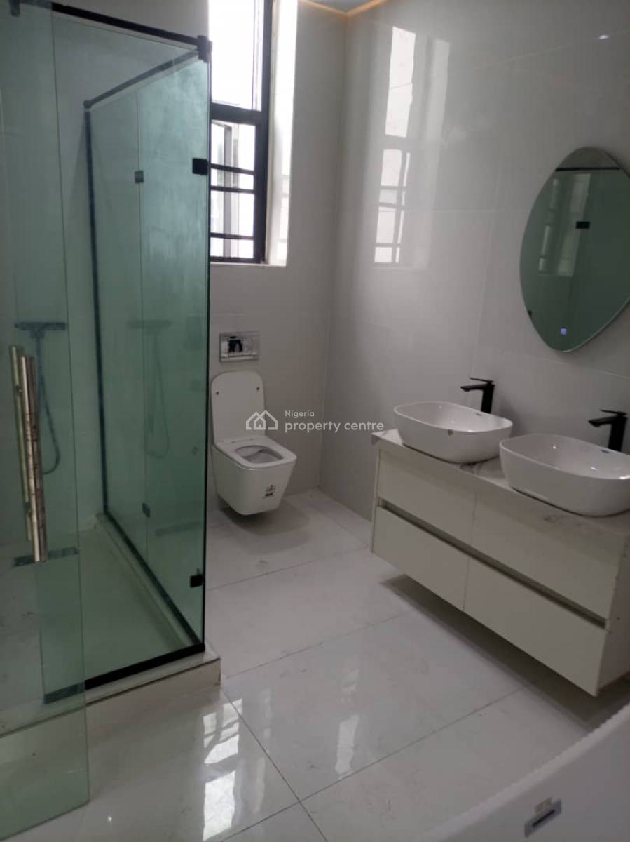 4 Bedroom Penthouse with Bq + Escalator + Gym + Swimming Pool and Play, Rhs, Ikate, Lekki, Lagos, Flat / Apartment for Sale