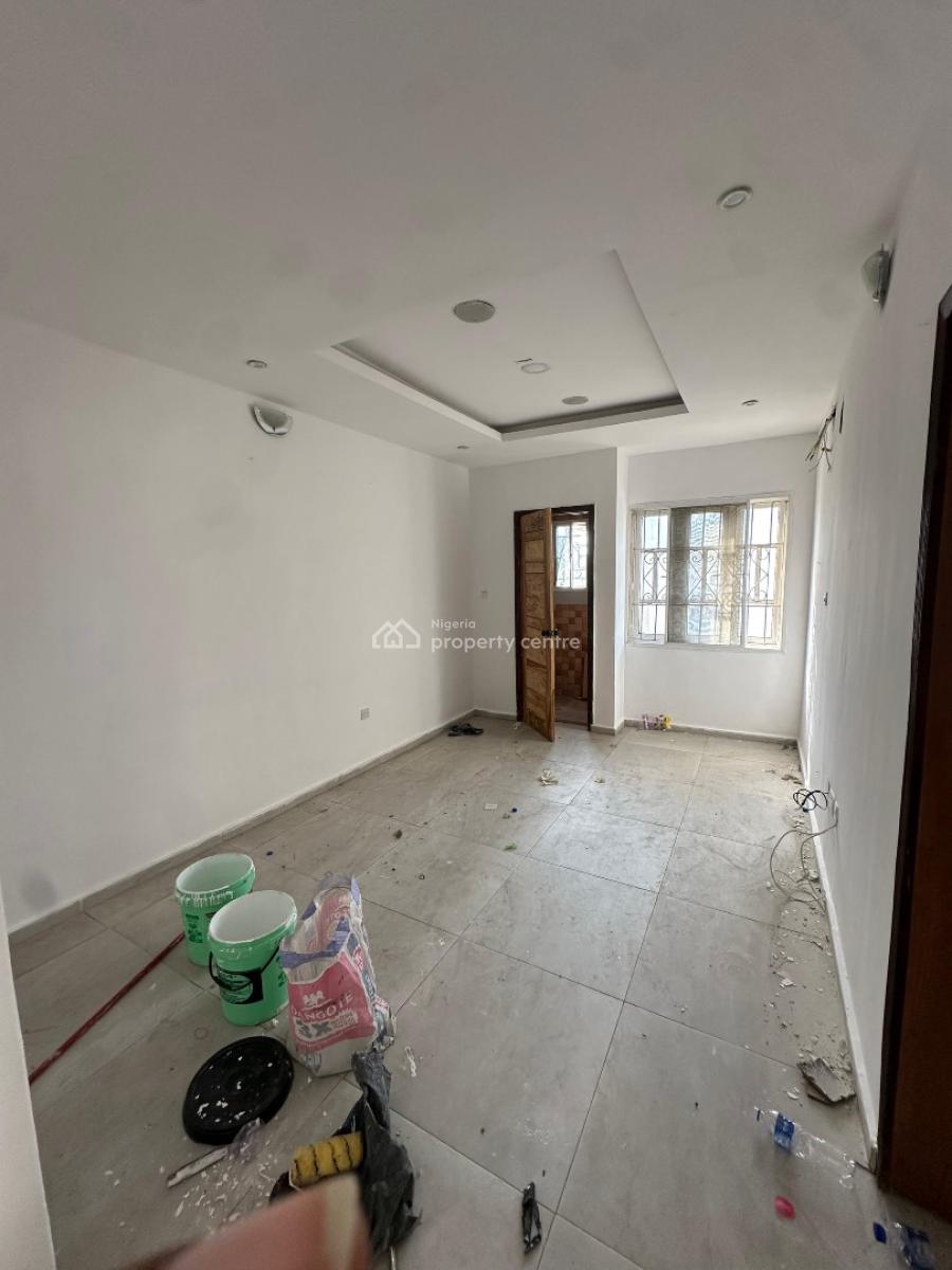 2 Bedroom Apartment Available, Ologolo, Lekki, Lagos, Flat / Apartment for Rent