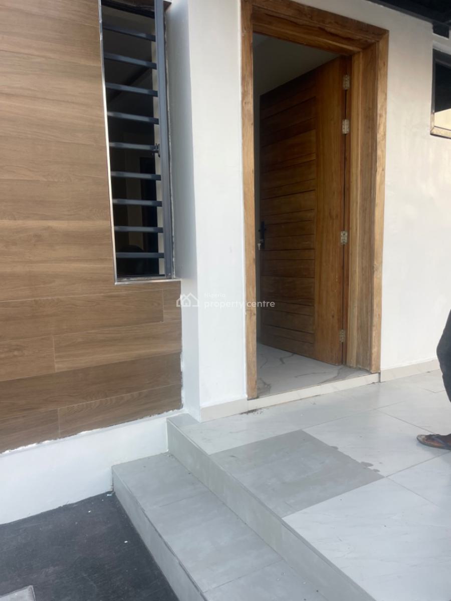 3bedroom Apartment, Royal Garden Estate, Ajah, Lagos, Flat / Apartment for Rent