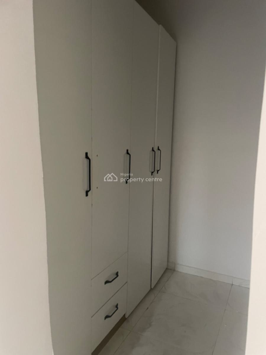 3bedroom Apartment, Royal Garden Estate, Ajah, Lagos, Flat / Apartment for Rent