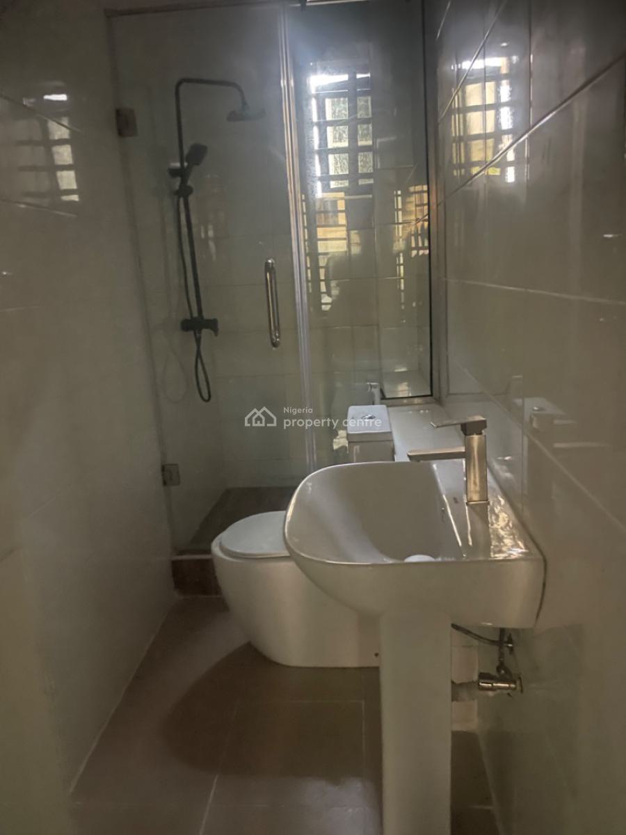 3bedroom Apartment, Royal Garden Estate, Ajah, Lagos, Flat / Apartment for Rent