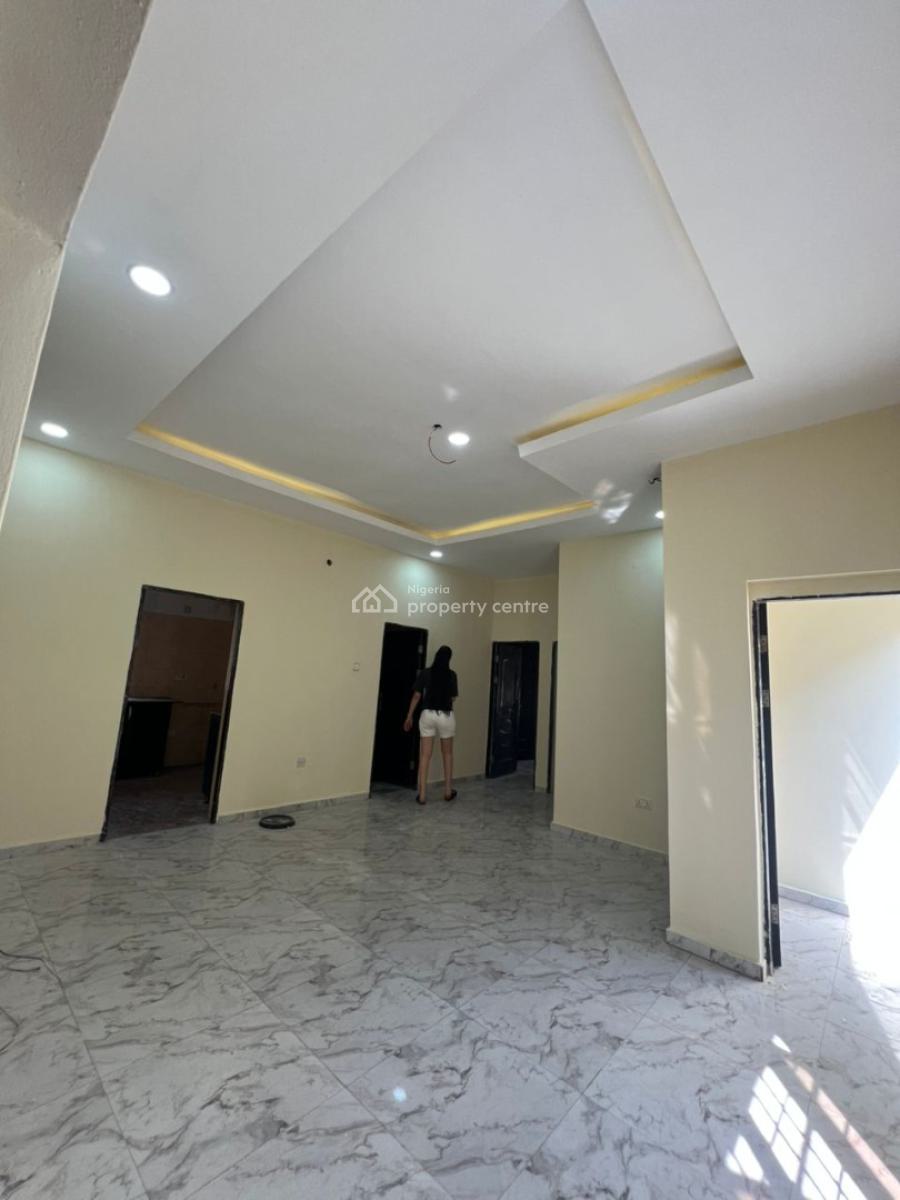 Well Maintained 2bedrooms Apartment, in a Prosper Secured Estate Off Freedom Way, Lekki Phase 1, Lekki, Lagos, Flat / Apartment for Rent