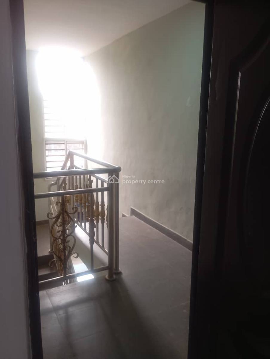 Well Finished  2-bedroom Ensuite Apartment, General Paint, Alasia, Ajah, Lagos, Flat / Apartment for Rent