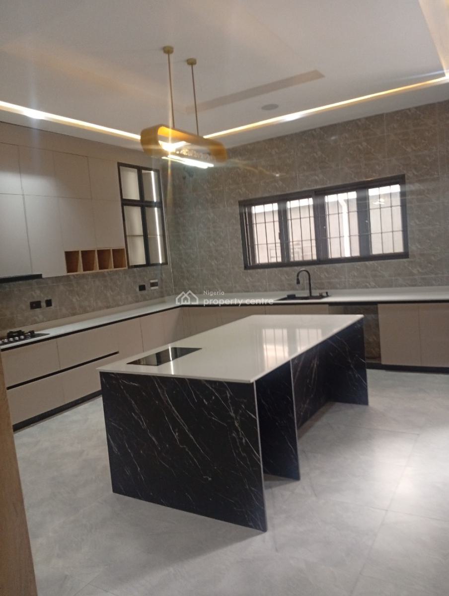 5 Bedroom Standalone Mansion, Guzape District, Abuja, House for Sale