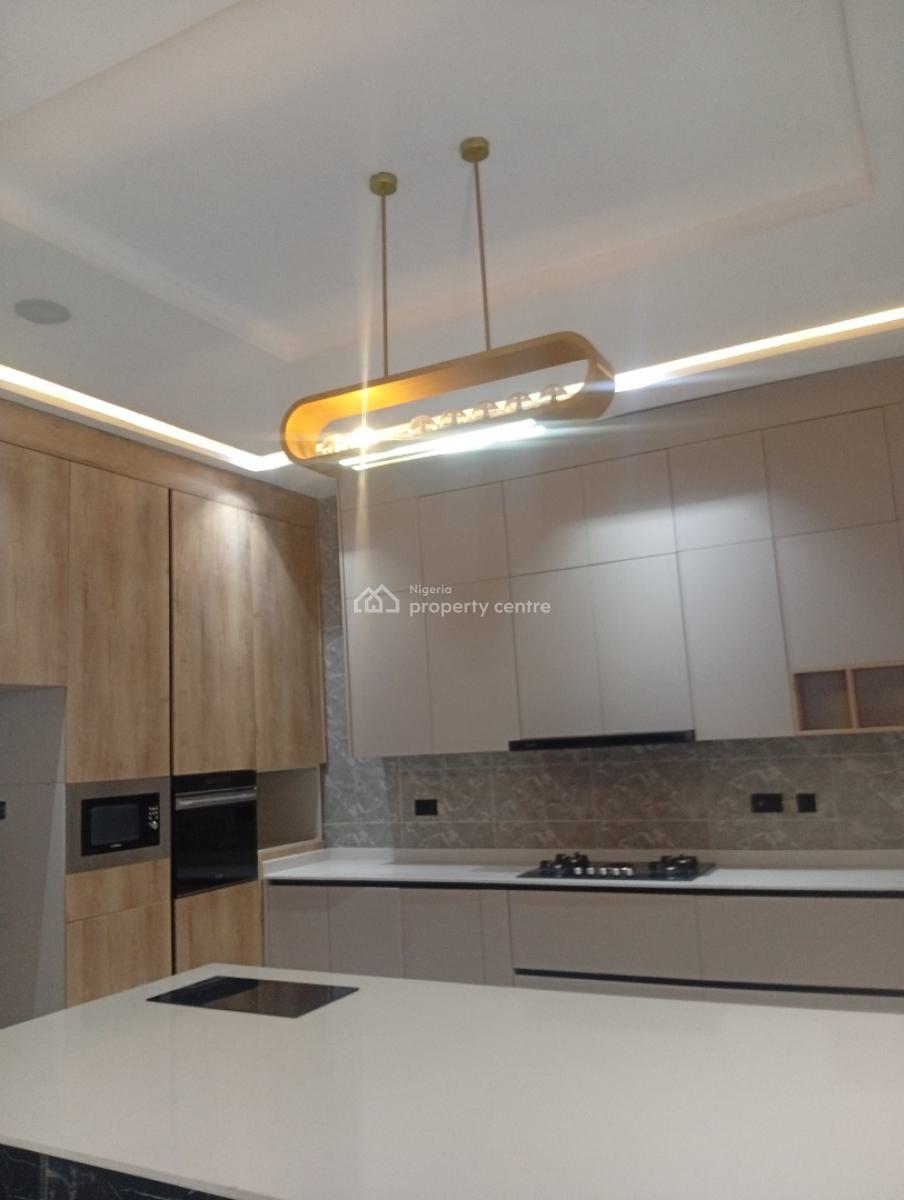 5 Bedroom Standalone Mansion, Guzape District, Abuja, House for Sale