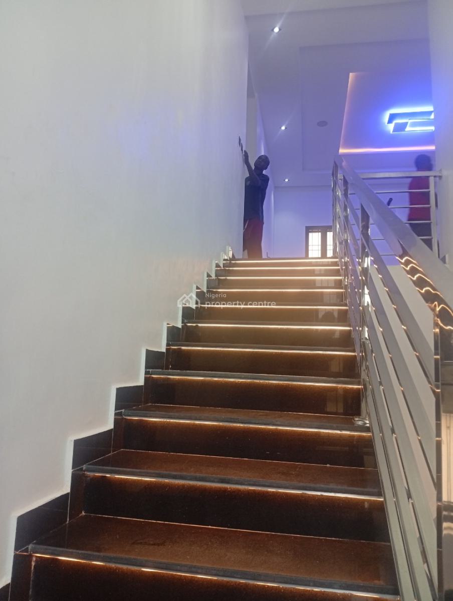 5 Bedroom Standalone Mansion, Guzape District, Abuja, House for Sale