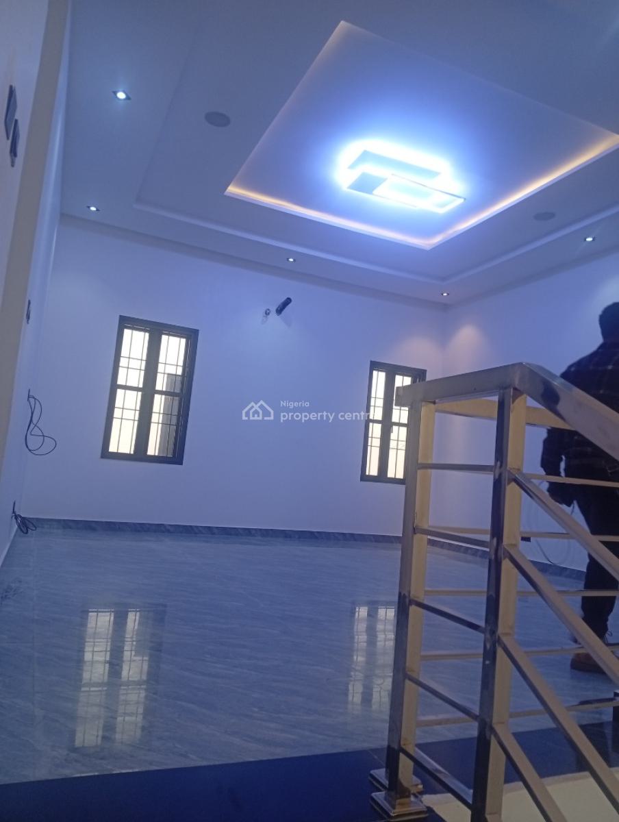 5 Bedroom Standalone Mansion, Guzape District, Abuja, House for Sale
