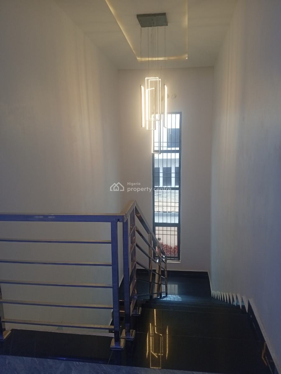 5 Bedroom Standalone Mansion, Guzape District, Abuja, House for Sale