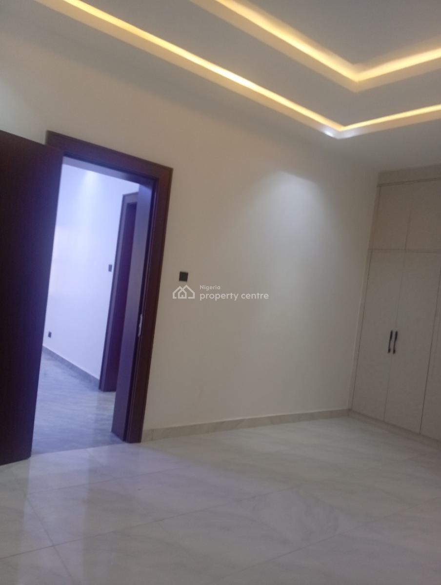 5 Bedroom Standalone Mansion, Guzape District, Abuja, House for Sale