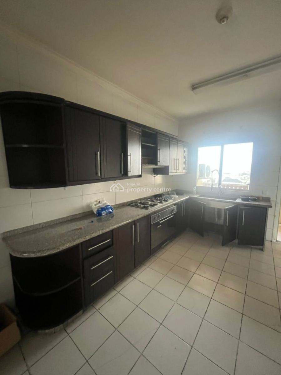 Very Spacious 3bed Apartment with a Room Bq in Prime Old Ikoyi, Old Ikoyi, Ikoyi, Lagos, Flat / Apartment for Rent