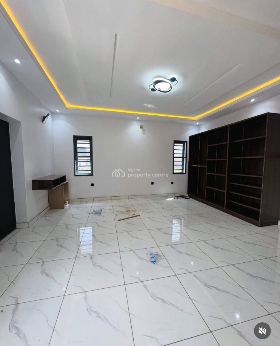 Exquisitely Built 4 Bedroom Semi Detached Duplex with Bq, Surulere, Lagos, Semi-detached Duplex for Sale