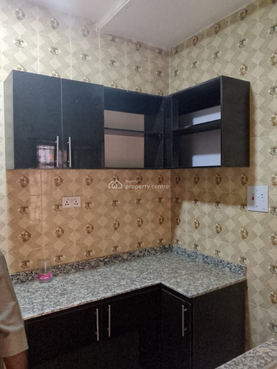 New and Luxury 2 Bedroom Apartment, Puposola Street, New Oko-oba, Agege, Lagos, Flat / Apartment for Rent