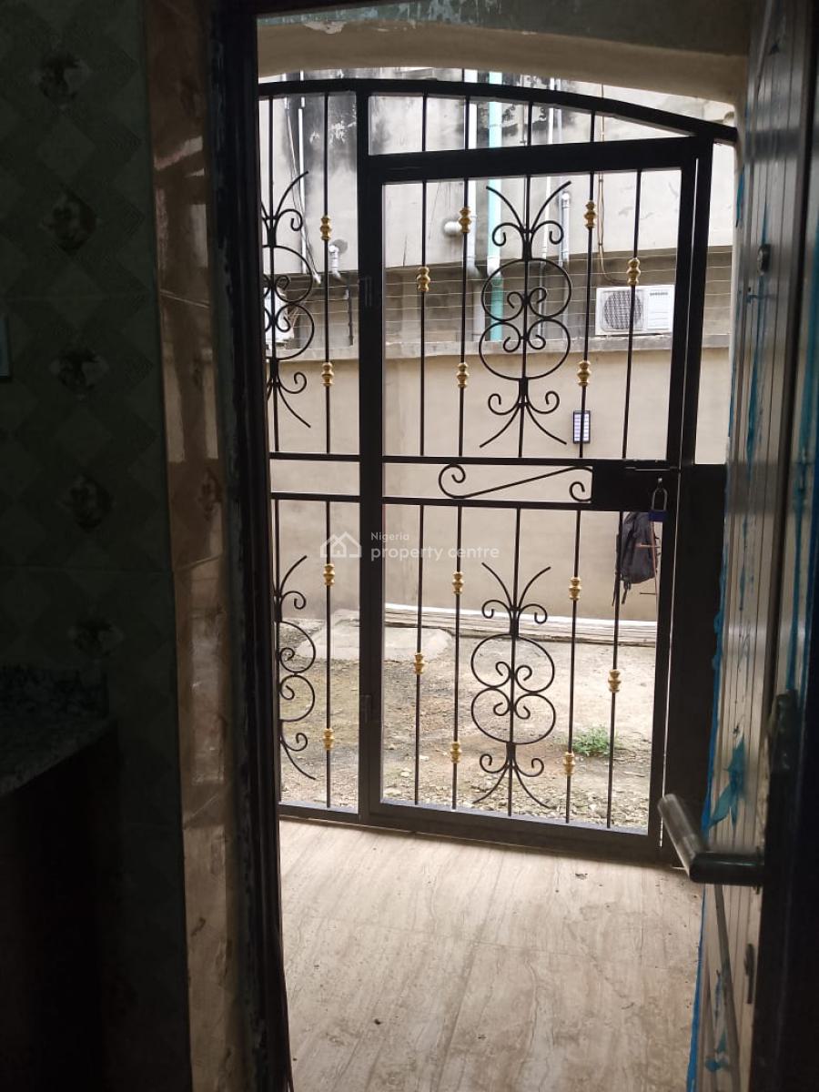 New and Luxury 2 Bedroom Apartment, Puposola Street, New Oko-oba, Agege, Lagos, Flat / Apartment for Rent