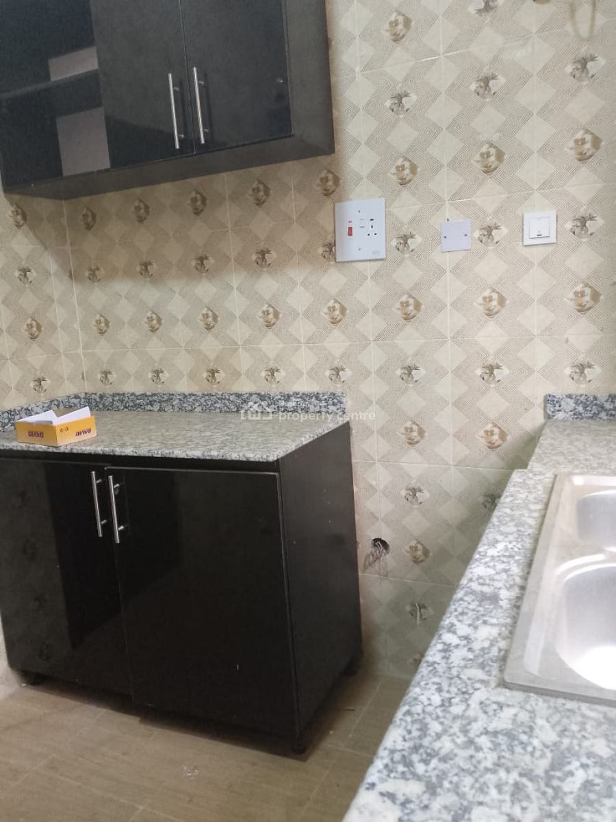 New and Luxury 2 Bedroom Apartment, Puposola Street, New Oko-oba, Agege, Lagos, Flat / Apartment for Rent