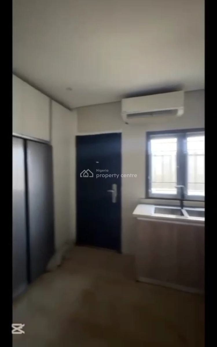 Waterfront 4 Bedroom Terrace House with Pool, Gym, Off Admiralty Way, Lekki Phase 1, Lekki, Lagos, Terraced Duplex for Rent