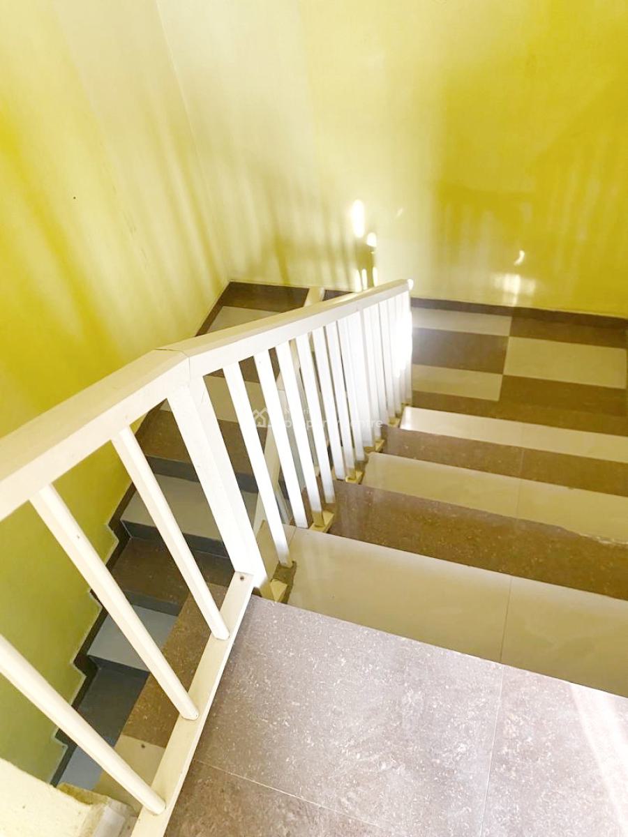 a Well Maintained Spacious 3 Bedroom Detached Duplex, Gra Phase 1, Magodo, Lagos, Detached Duplex for Rent