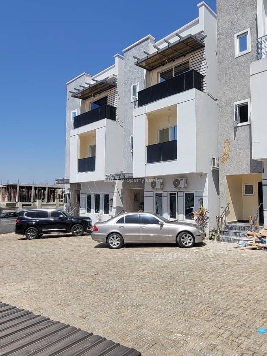 Elegant 4 Bedroom Terrace Duplex with Bq, Guzape District, Abuja, Terraced Duplex for Sale