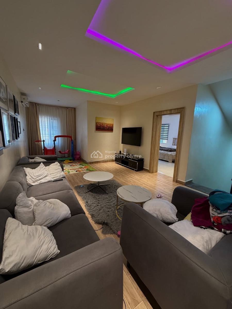 Elegant 4 Bedroom Terrace Duplex with Bq, Guzape District, Abuja, Terraced Duplex for Sale