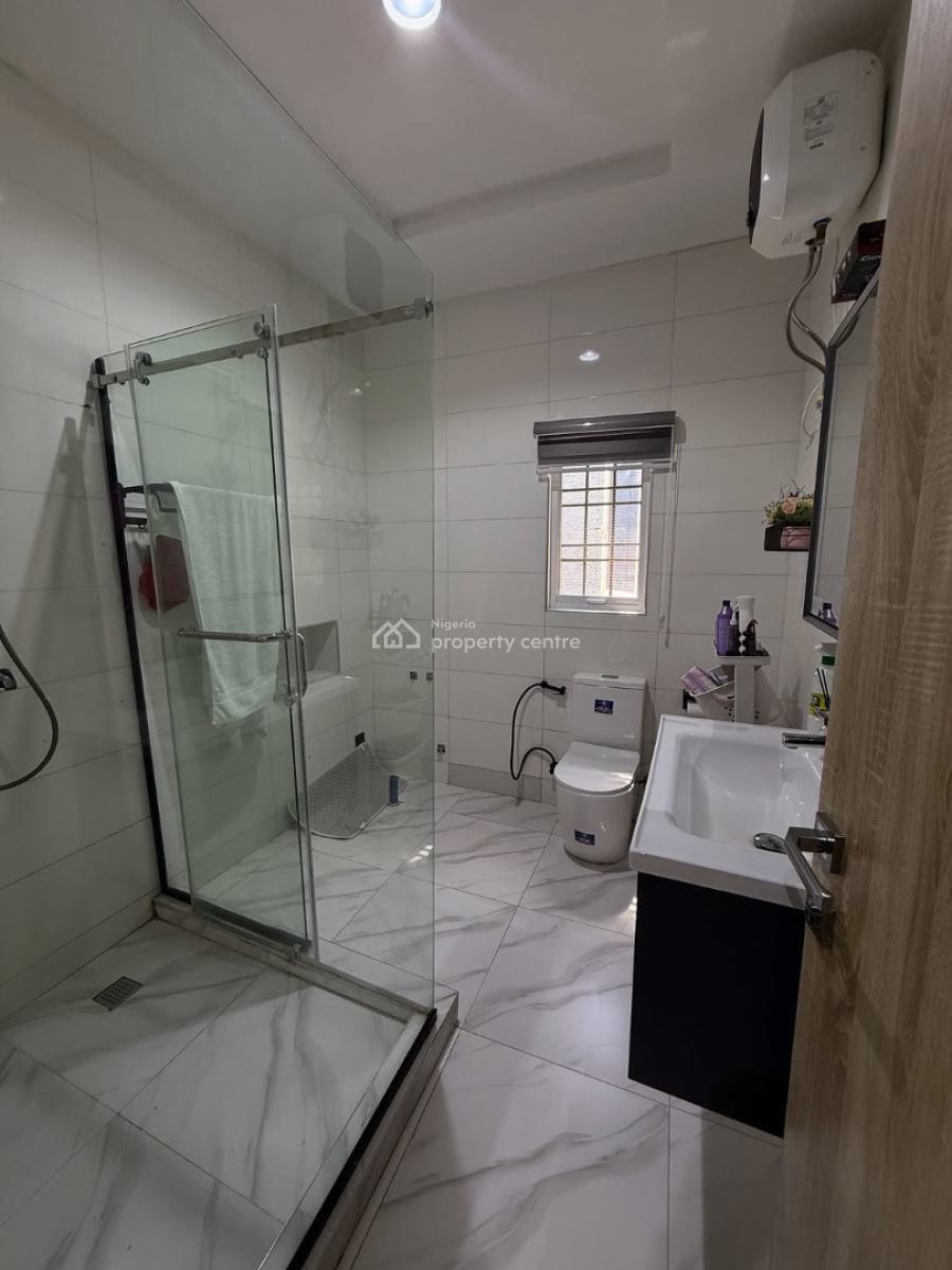 Elegant 4 Bedroom Terrace Duplex with Bq, Guzape District, Abuja, Terraced Duplex for Sale