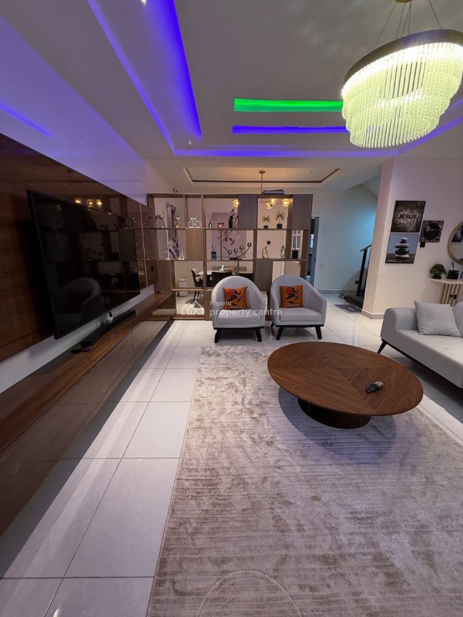 Elegant 4 Bedroom Terrace Duplex with Bq, Guzape District, Abuja, Terraced Duplex for Sale