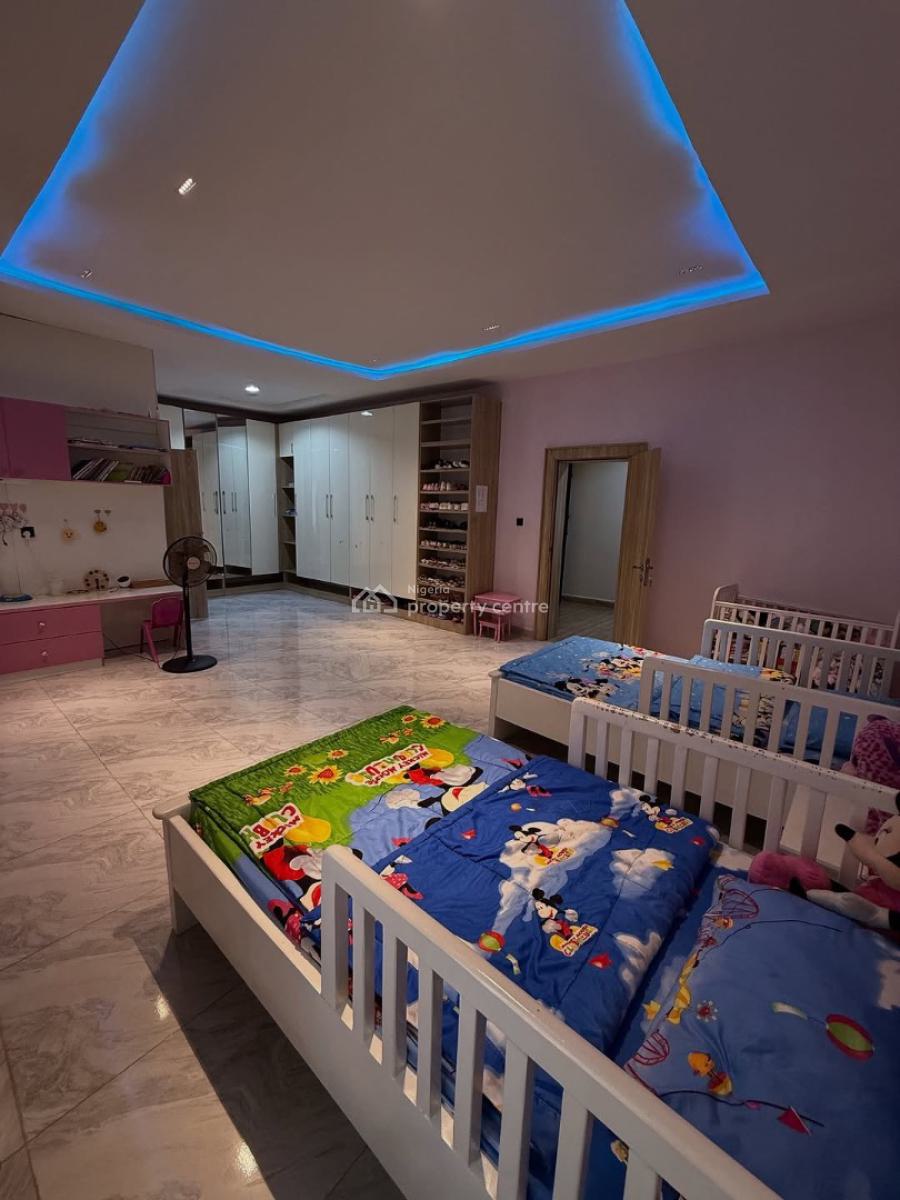 Elegant 4 Bedroom Terrace Duplex with Bq, Guzape District, Abuja, Terraced Duplex for Sale