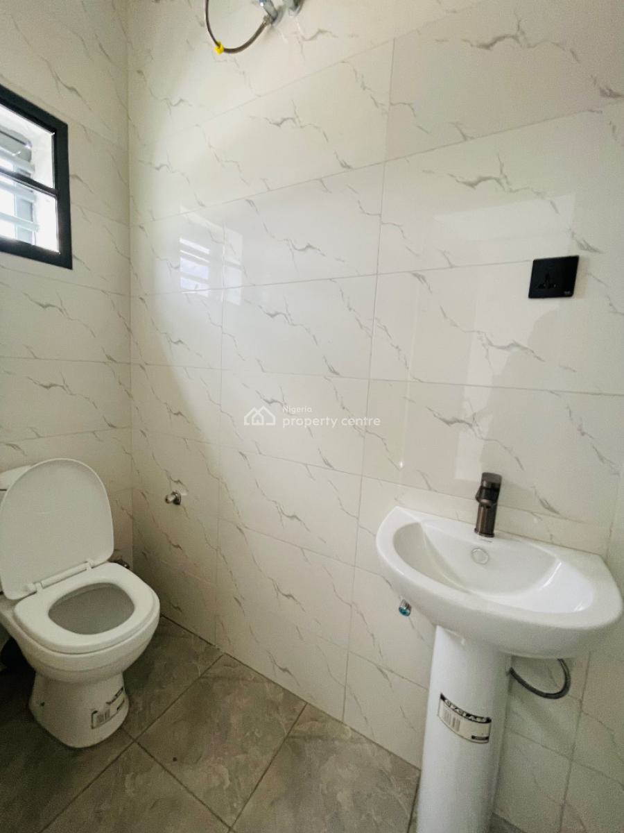 Alluring 4 Bedroom Semi Detached Duplex with Bq, Surulere, Lagos, Semi-detached Duplex for Sale