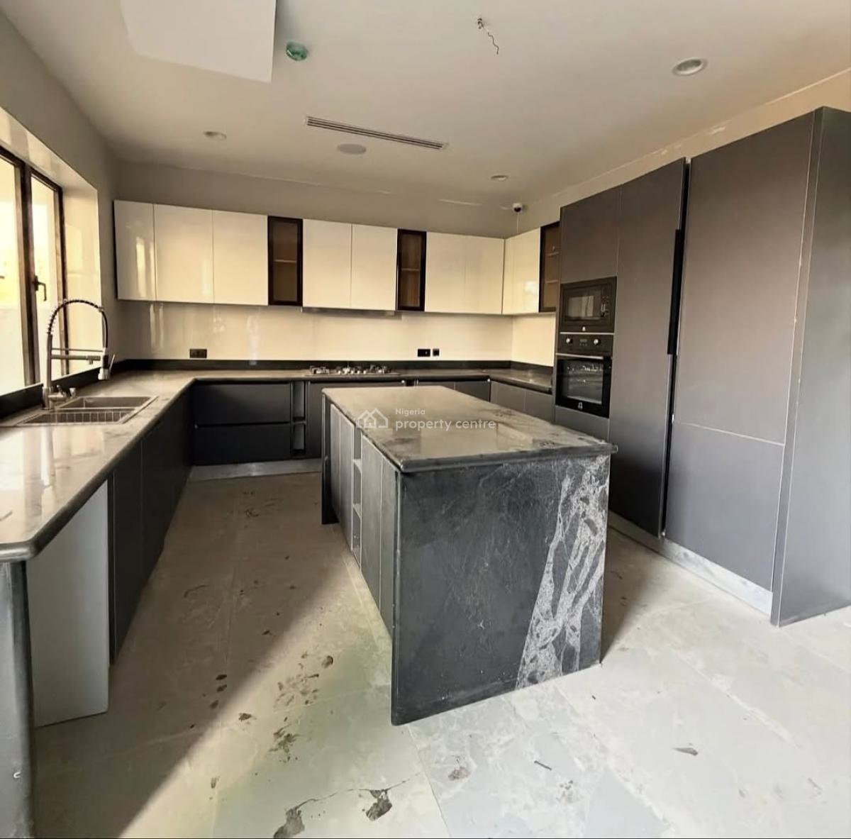 Newly Constructed 6 Bedroom Fully Detached Villas with a Maid Room, Guzape District, Abuja, Detached Duplex for Sale