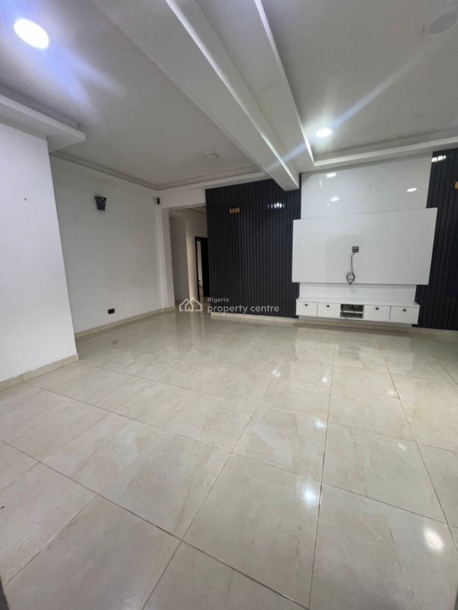 Fully Service Spacious 3 Bedroom Apartment with Bq in Oral Estate,, Orchid Road Lekki Lagos State, Lekki, Lagos, Flat / Apartment for Rent