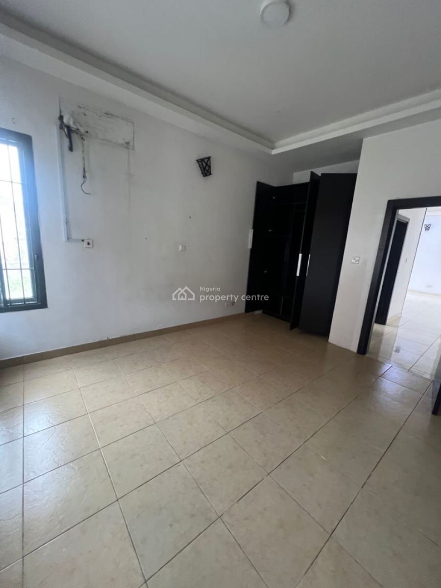 Fully Service Spacious 3 Bedroom Apartment with Bq in Oral Estate,, Orchid Road Lekki Lagos State, Lekki, Lagos, Flat / Apartment for Rent