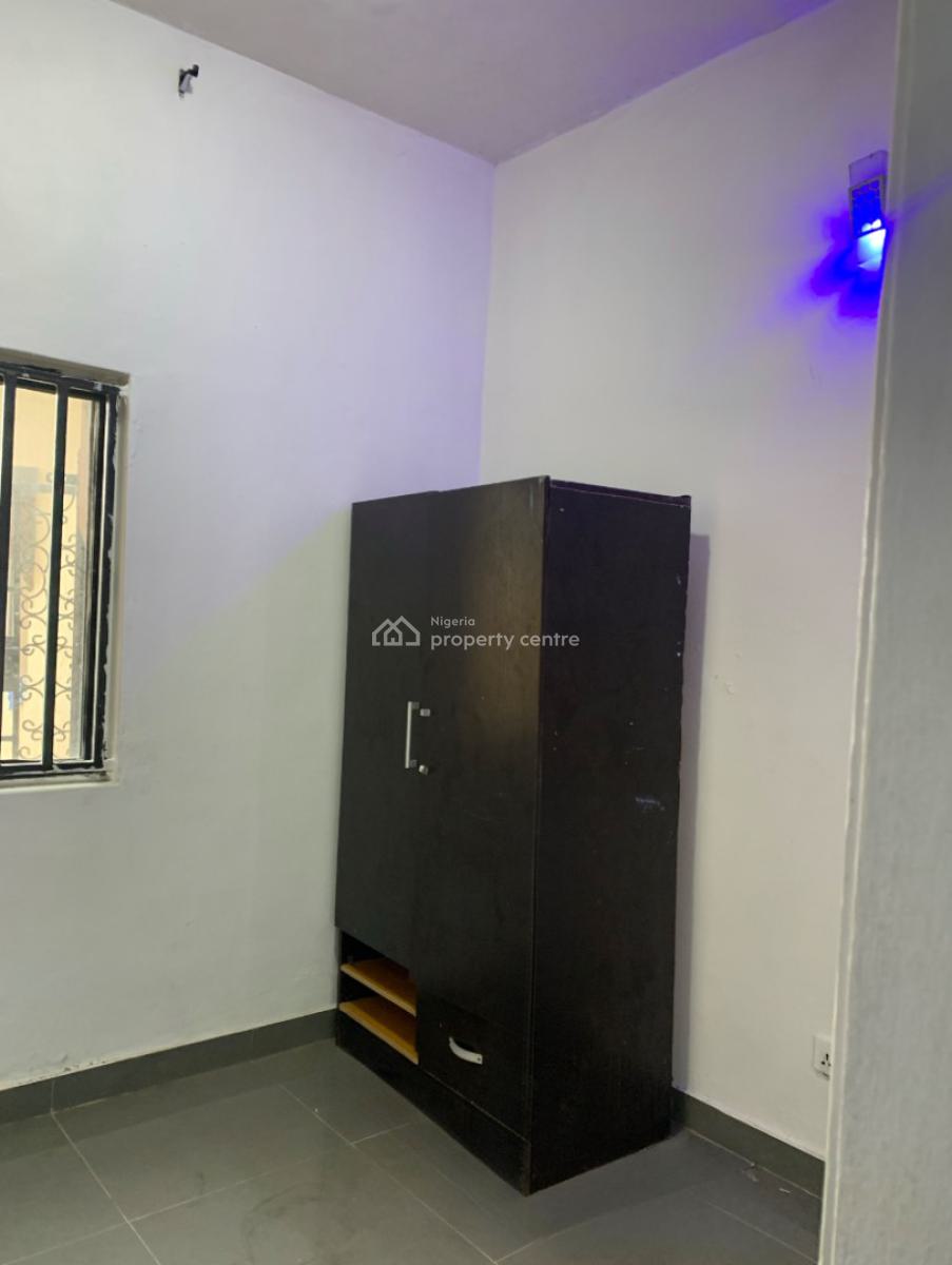 Well Fitted Selfcontain with Kitchen, Spg Road, Ologolo, Lekki, Lagos, Self Contain (single Rooms) for Rent