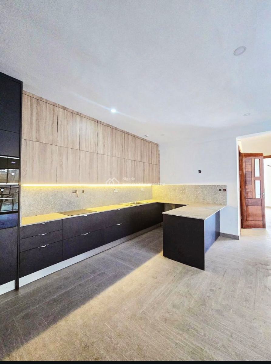 Nicely Finished and Spacious 2 Bedroom Apartment, Ikate Lekki Lagos, Lekki, Lagos, Flat / Apartment for Sale