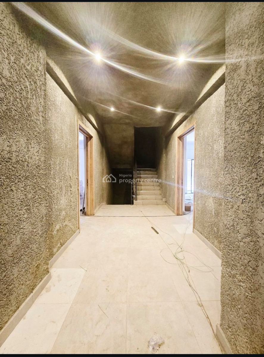 Nicely Finished and Spacious 2 Bedroom Apartment, Ikate Lekki Lagos, Lekki, Lagos, Flat / Apartment for Sale